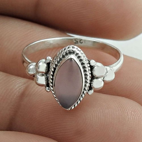 Handgemaakte zilveren ring met rose quartz natuursteen Zilveren Rose Quartz Ring